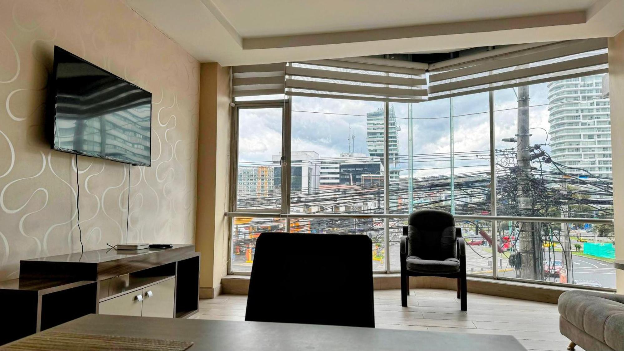 Edificio Tofino Apartment กีโต ภายนอก รูปภาพ